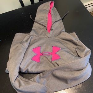 Under Armour sweatshirt